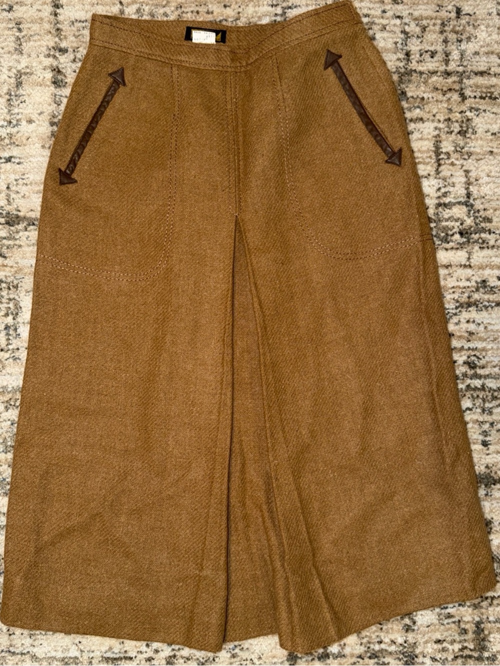 Vintage retro Brown A-Line Wool Midi Skirt with Arrow-Trim Pockets